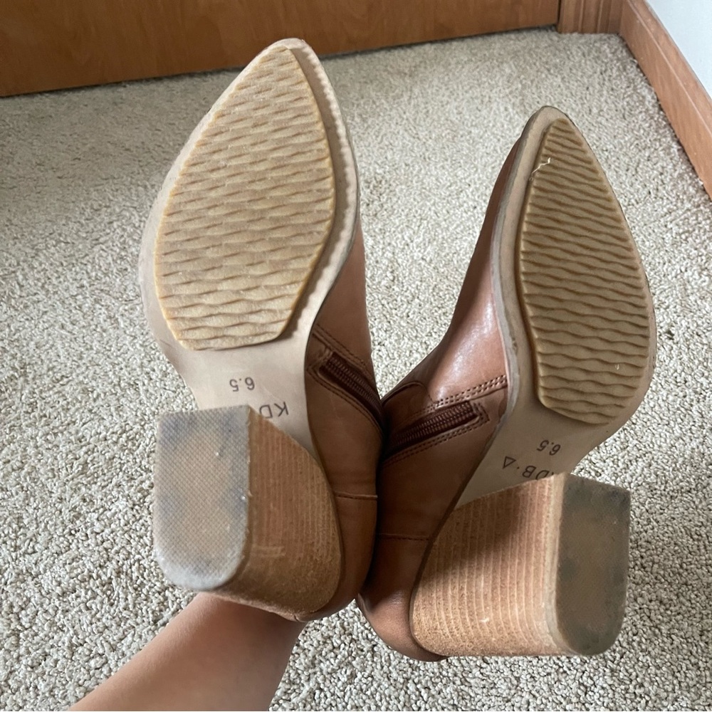 Kelsi Dagger brown ankle block boots size 6.5 - Picture 5 of 6